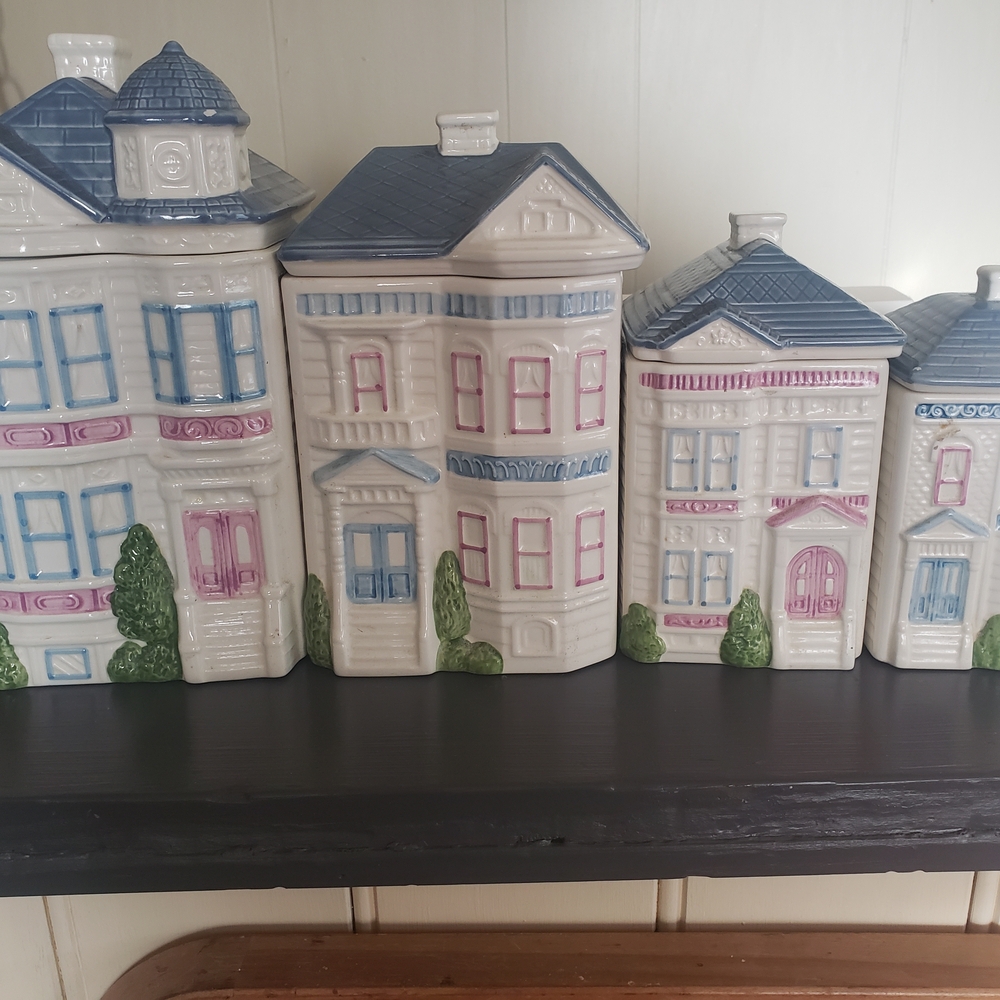 Ceramic House-Shaped Canister Set - Blue, Pink, Green